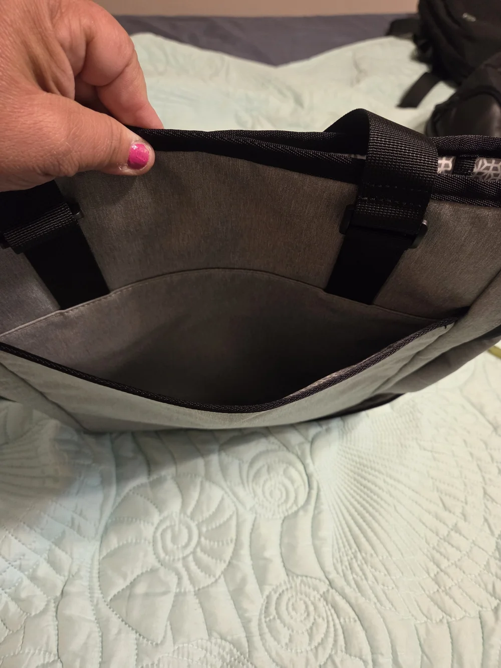 Knack Expandable Laptop Tote